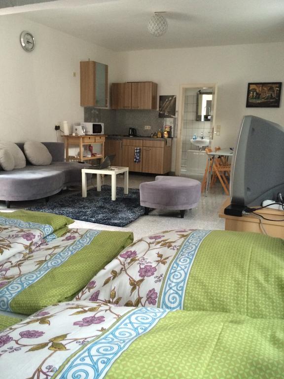 White House Ehrenfeld Apartment Bochum